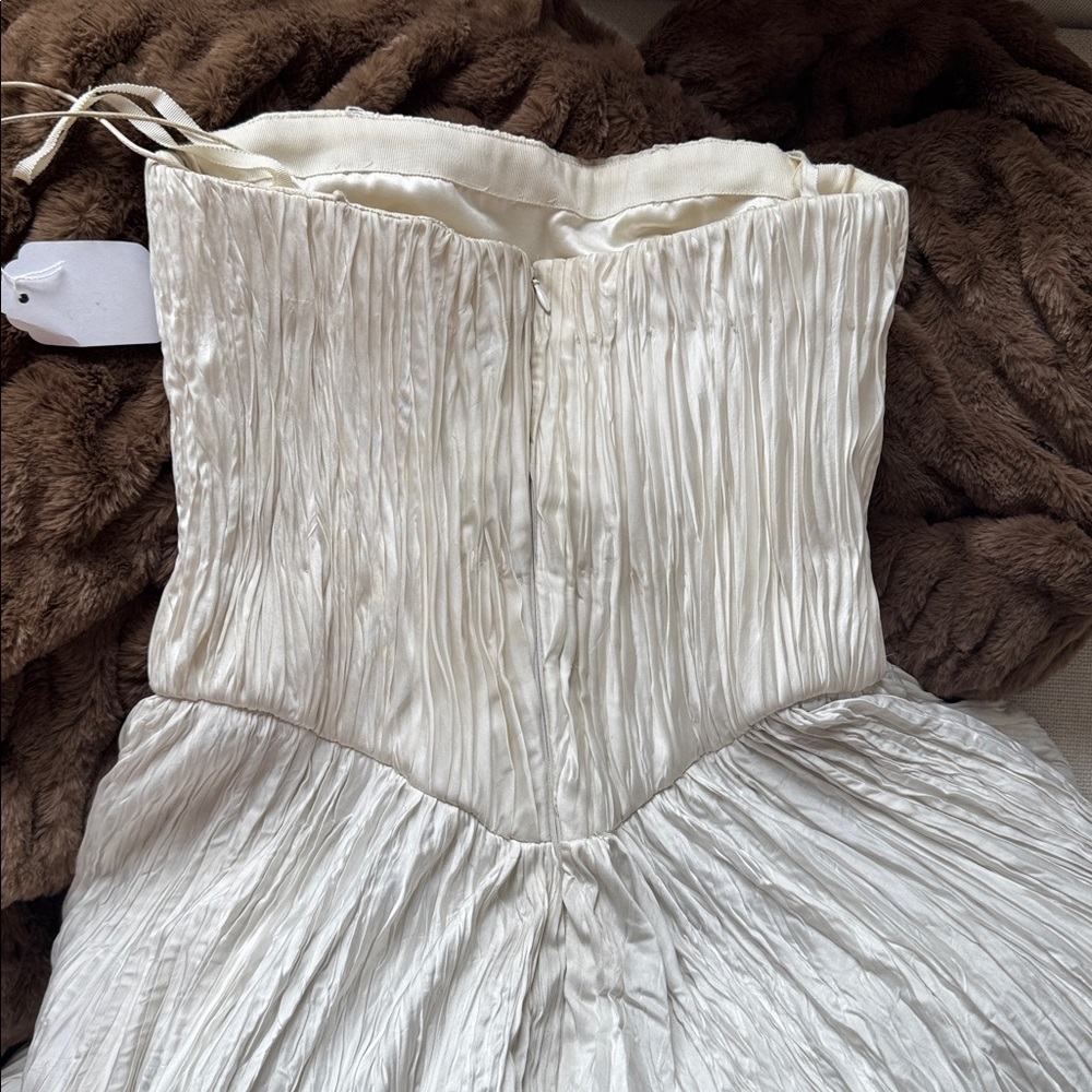 Camielle Strapless White Maxi Dress - Picture 11 of 14